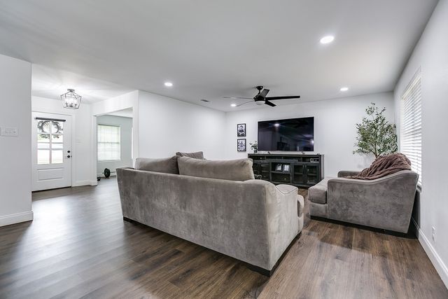 3508 Sunset Dr, San Angelo, TX 76904