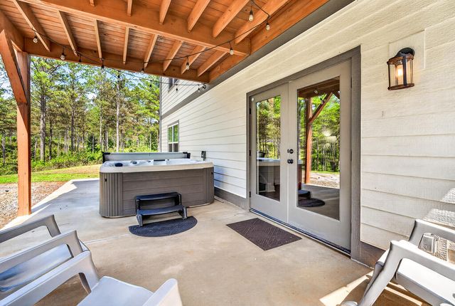 1068 High River Road, Ellijay, GA 30540