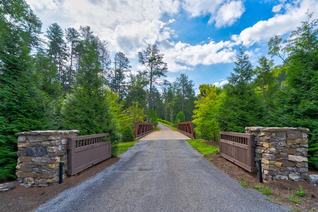 1068 High River Road, Ellijay, GA 30540