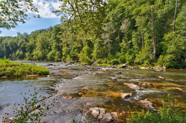 1068 High River Road, Ellijay, GA 30540