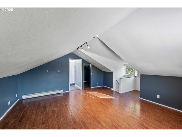 543 S 12TH St, Coos Bay, OR 97420