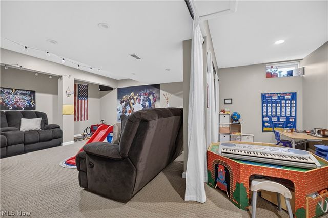 5900 Churchill Way, Medina, OH 44256