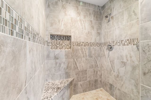 110 E Sapphire Ln, Spokane, WA 99208