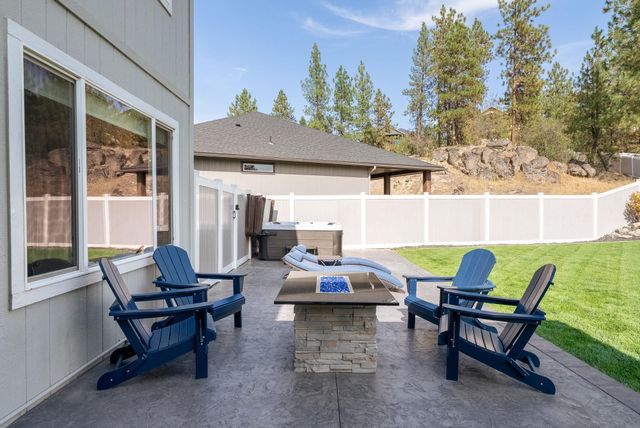 110 E Sapphire Ln, Spokane, WA 99208