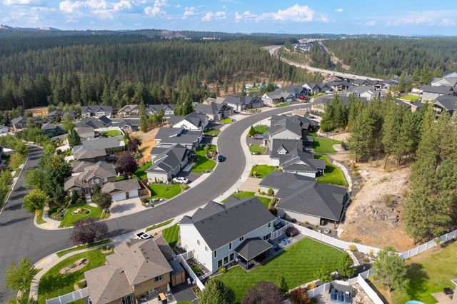 110 E Sapphire Ln, Spokane, WA 99208