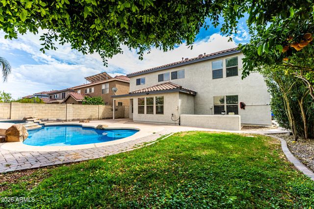 3216 W MOLLY Lane, Phoenix, AZ 85083