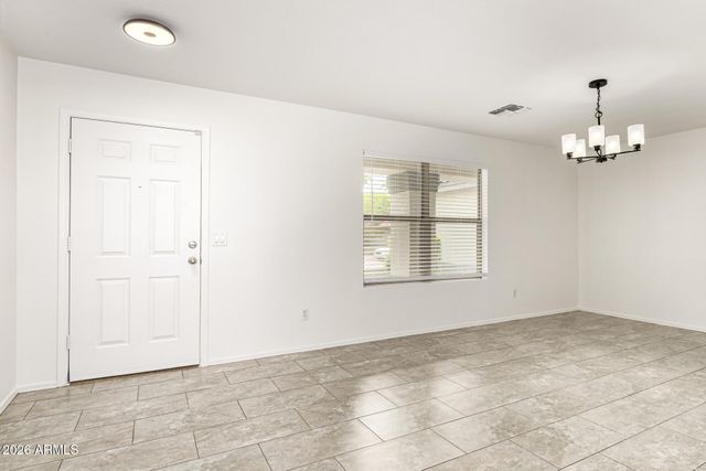 3216 W MOLLY Lane, Phoenix, AZ 85083