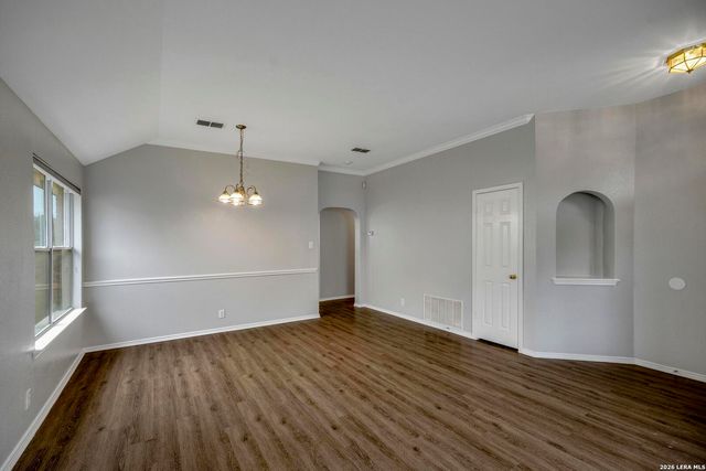 906 Visor Dr, San Antonio, TX 78258