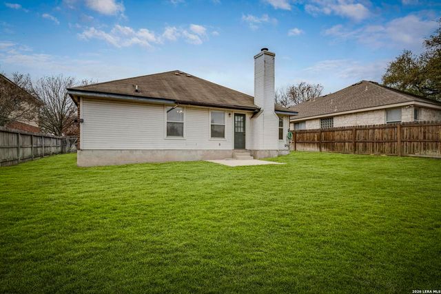 906 Visor Dr, San Antonio, TX 78258