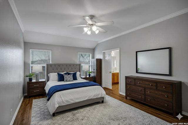 906 Visor Dr, San Antonio, TX 78258