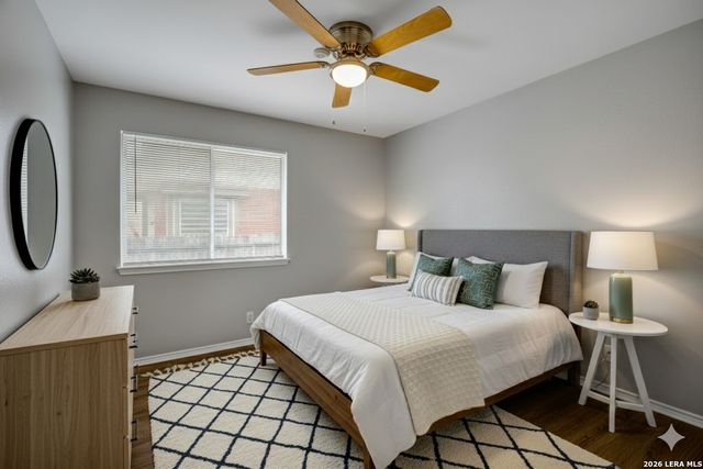 906 Visor Dr, San Antonio, TX 78258