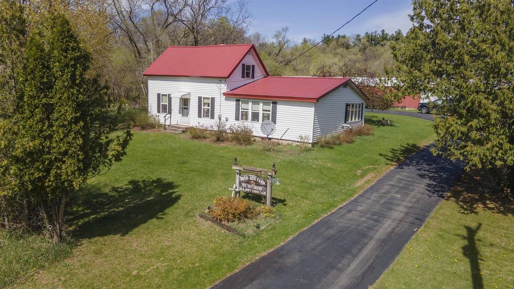 N1666 STATE ROAD 73, Wautoma, WI 54982