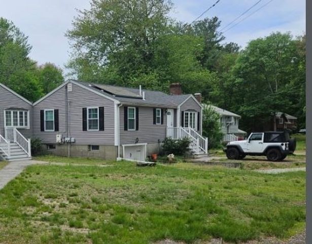 175 Pringle St, Tewksbury, MA 01876