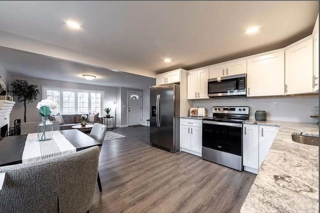 175 Pringle St, Tewksbury, MA 01876