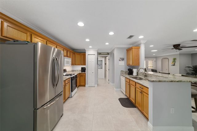 8125 SW 81ST LOOP, Ocala, FL 34476