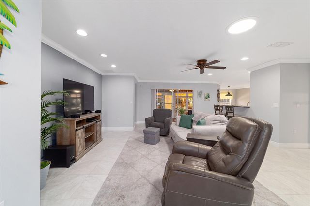 8125 SW 81ST LOOP, Ocala, FL 34476