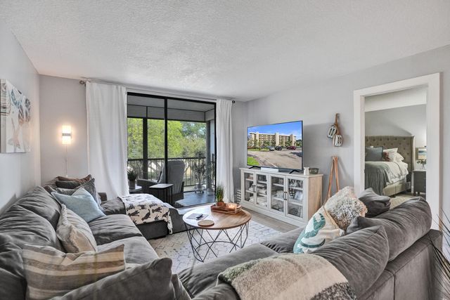 2400 Deer Creek Country Club Boulevard, Deerfield Beach, FL 33442