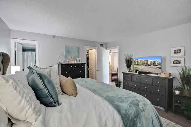 2400 Deer Creek Country Club Boulevard, Deerfield Beach, FL 33442