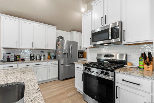 15468 Salmon Spg, San Antonio, TX 78253