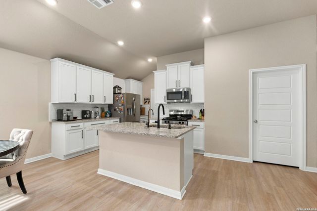 15468 Salmon Spg, San Antonio, TX 78253