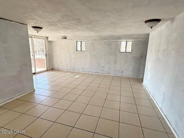 108 York Drive, Carl Junction, MO 64834