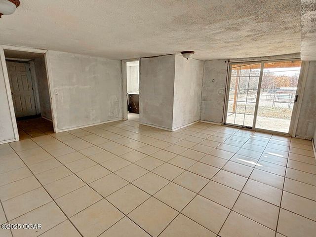 108 York Drive, Carl Junction, MO 64834