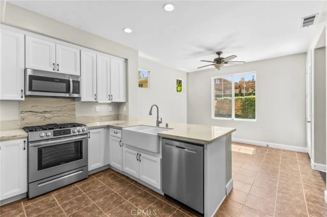 28403 Ravenna, Murrieta, CA 92563