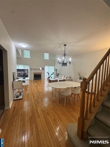 21 Spring Hollow Road, Old Tappan, NJ 07675