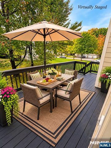 21 Spring Hollow Road, Old Tappan, NJ 07675