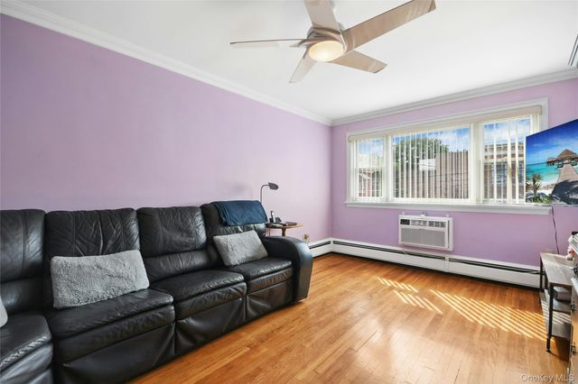 137 E 235th Street, Bronx, NY 10470