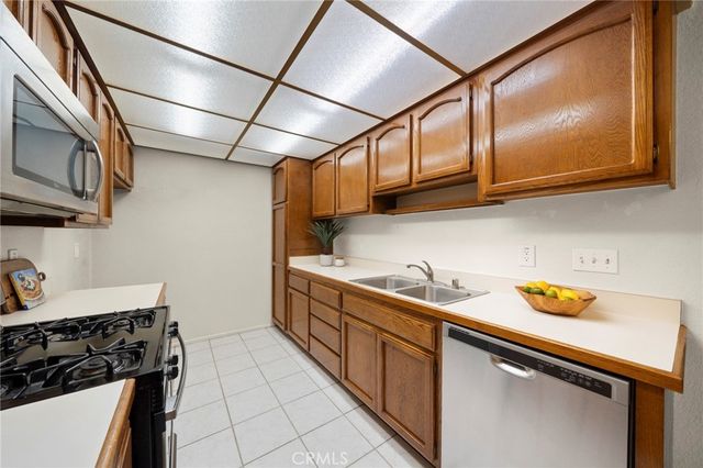 20557 S Vermont 7, Torrance, CA 90502