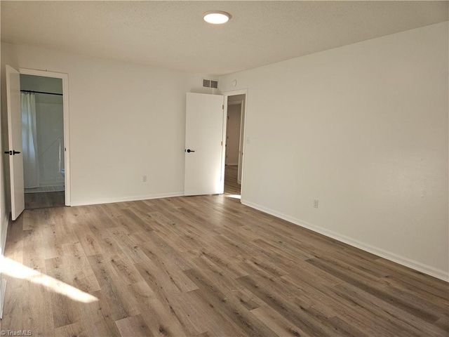 1867 Hickory Tree Road, Winston-salem, NC 27127