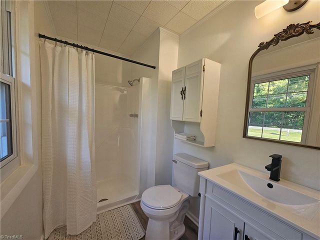 1867 Hickory Tree Road, Winston-salem, NC 27127