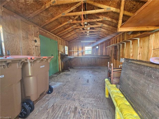 1867 Hickory Tree Road, Winston-salem, NC 27127