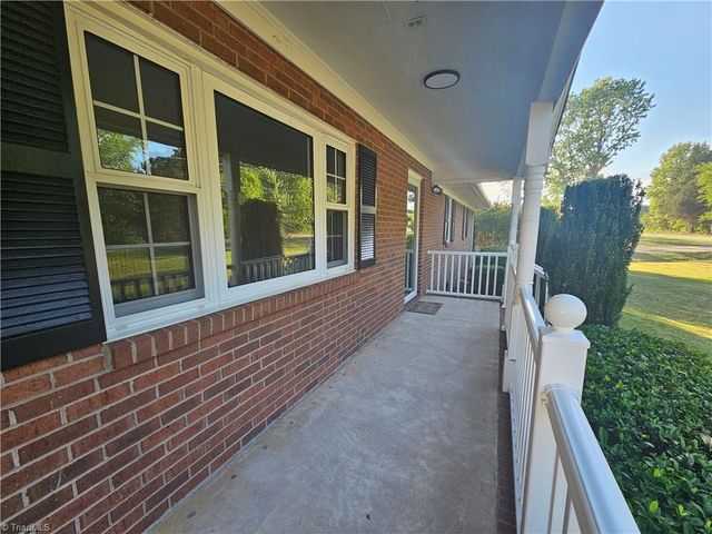 1867 Hickory Tree Road, Winston-salem, NC 27127