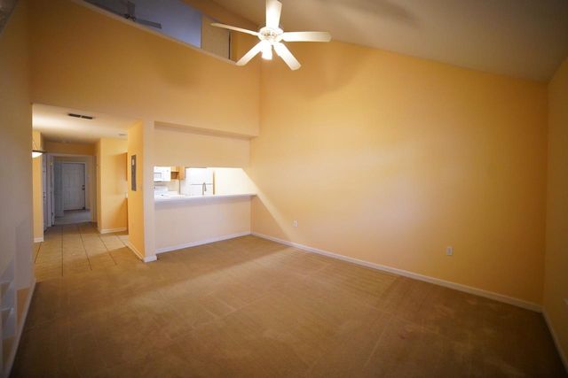 2738 W Tharpe St Apt 2306, Tallahassee, FL 32303