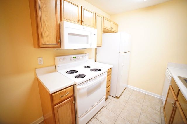 2738 W Tharpe St Apt 2306, Tallahassee, FL 32303
