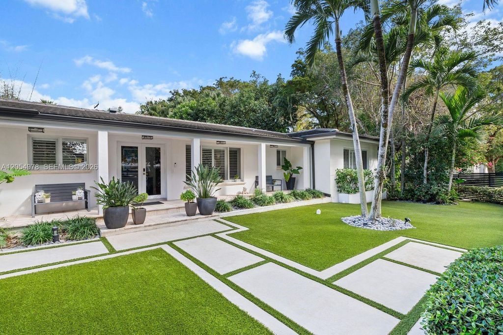 6511 Riviera Dr, Coral Gables, FL 33146