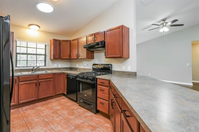 405 CENTER STREET, Altamonte Springs, FL 32701