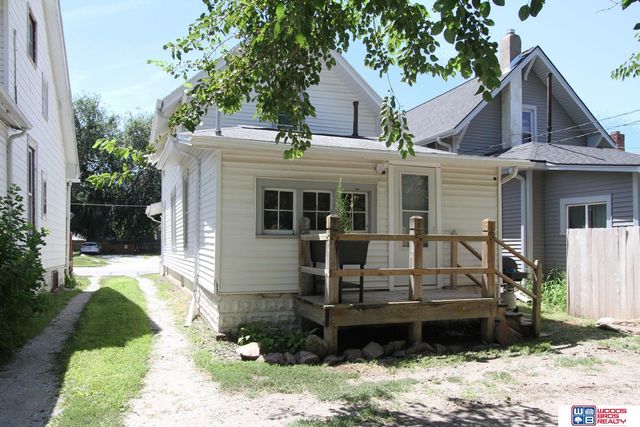 3028 Vine Street, Lincoln, NE 68503