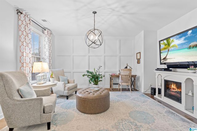 421 GLEN IRIS CIRCLE, Pelham, AL 35124