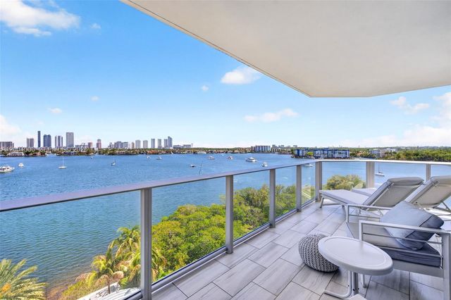 17111 Biscayne Blvd 710, North Miami Beach, FL 33160