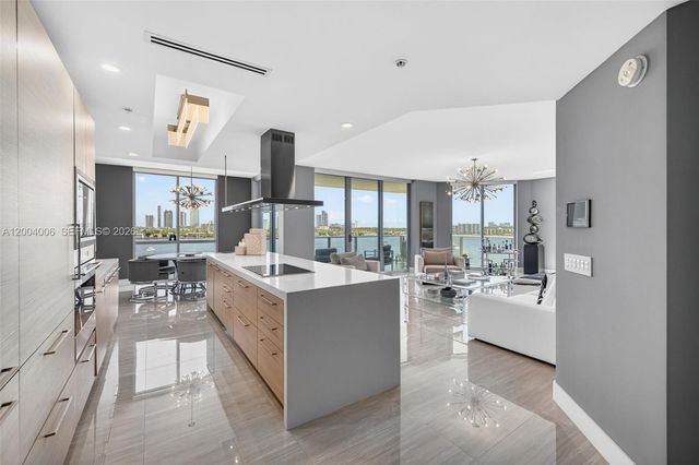 17111 Biscayne Blvd 710, North Miami Beach, FL 33160