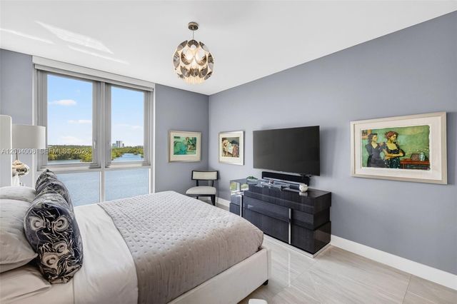 17111 Biscayne Blvd 710, North Miami Beach, FL 33160