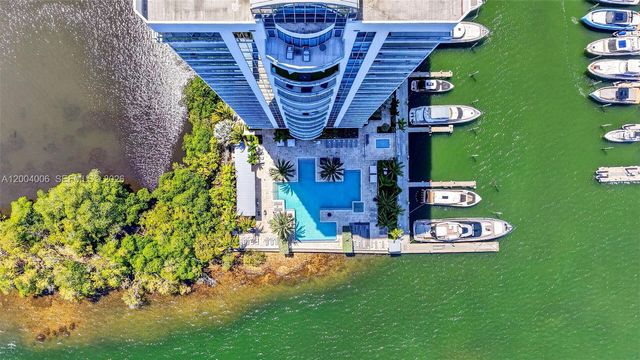 17111 Biscayne Blvd 710, North Miami Beach, FL 33160