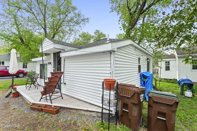 294-296 New Salem South Road, New Scotland, NY 12186
