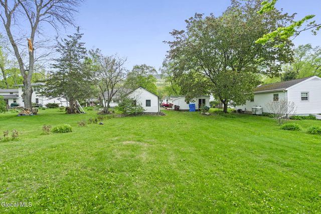 294-296 New Salem South Road, New Scotland, NY 12186