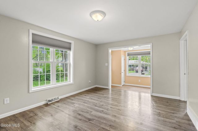 294-296 New Salem South Road, New Scotland, NY 12186