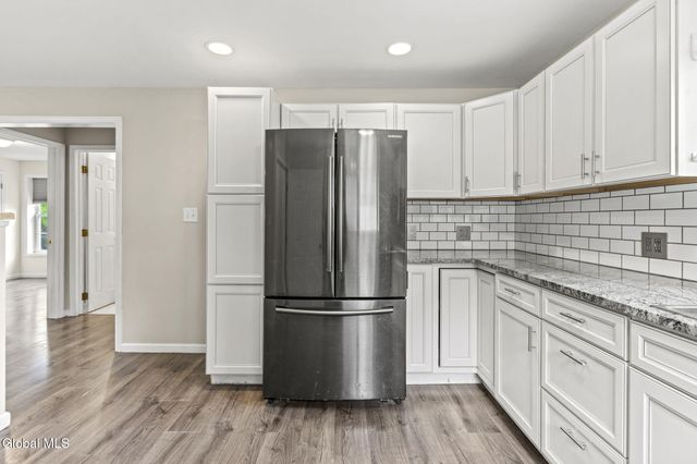 294-296 New Salem South Road, New Scotland, NY 12186