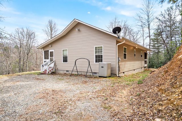 145 Raymond Wilson Road, Topton, NC 28781